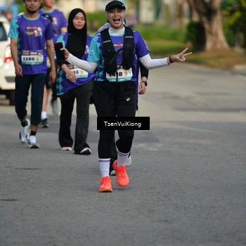 Runner Photo 8202596