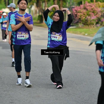 Runner Photo 8202603