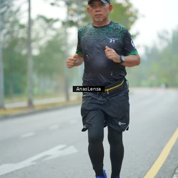 Runner Photo 8202605