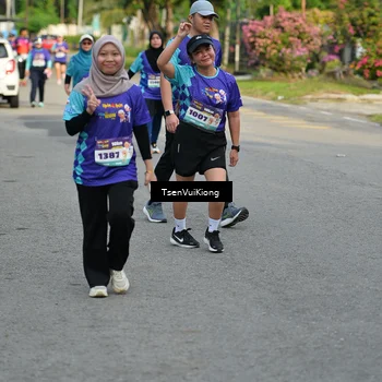 Runner Photo 8202619