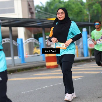 Runner Photo 8202630