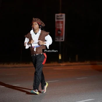 Runner Photo 8202666