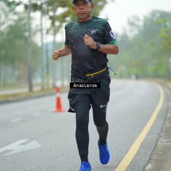 Runner Photo 8202684