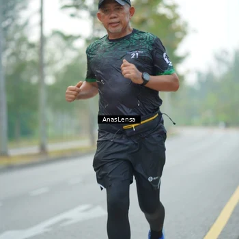 Runner Photo 8202694