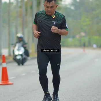 Runner Photo 8202762