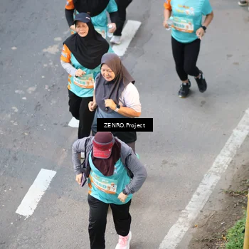 Runner Photo 8202812