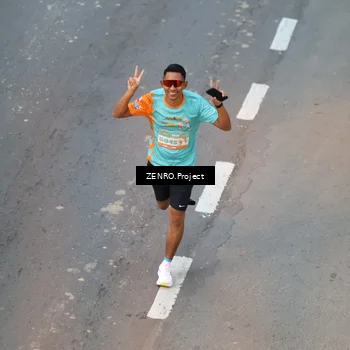 Runner Photo 8202824