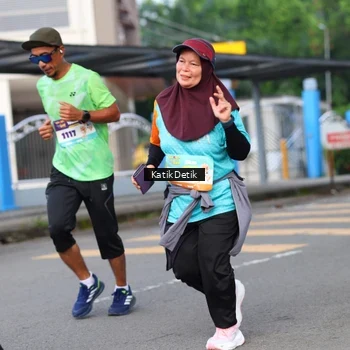 Runner Photo 8202830