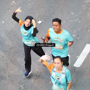 Runner Photo 8202855