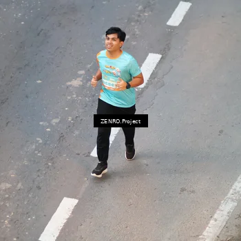Runner Photo 8202918