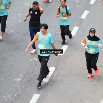 Runner Photo 8202919