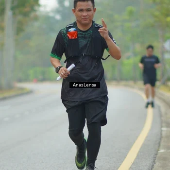 Runner Photo 8202965