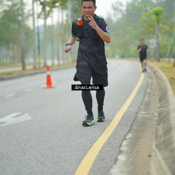 Runner Photo 8202973