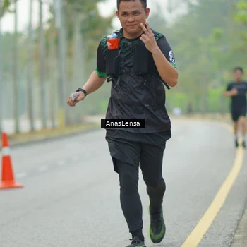 Runner Photo 8202984