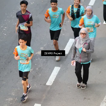 Runner Photo 8203005