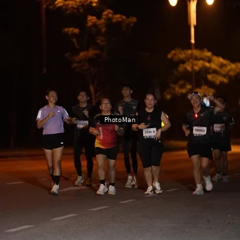 Runner Photo 8203008