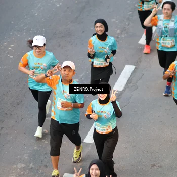 Runner Photo 8203011