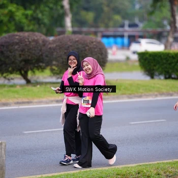 Runner Photo 8203021
