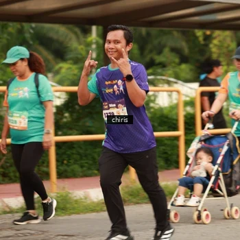 Runner Photo 8203023