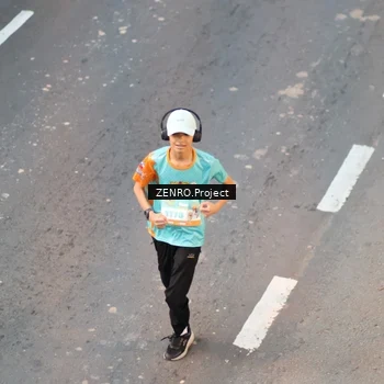 Runner Photo 8203043