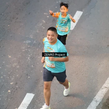 Runner Photo 8203050
