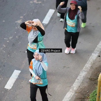 Runner Photo 8203066