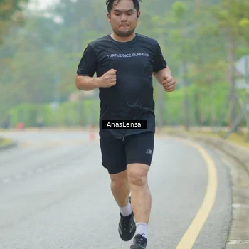 Runner Photo 8203077