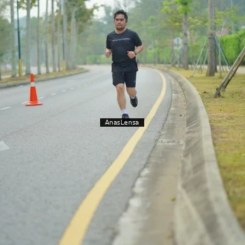 Runner Photo 8203093