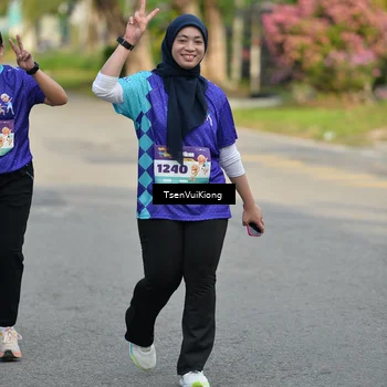 Runner Photo 8203133