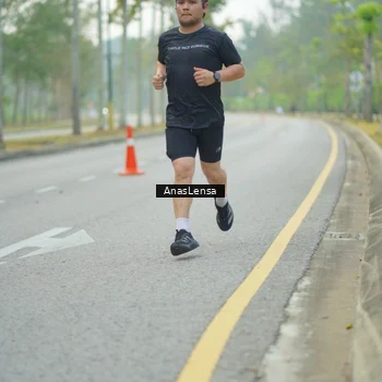 Runner Photo 8203171