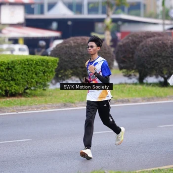 Runner Photo 8203221