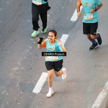 Runner Photo 8203257