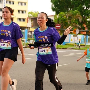 Runner Photo 8203280
