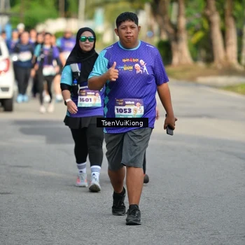 Runner Photo 8203312