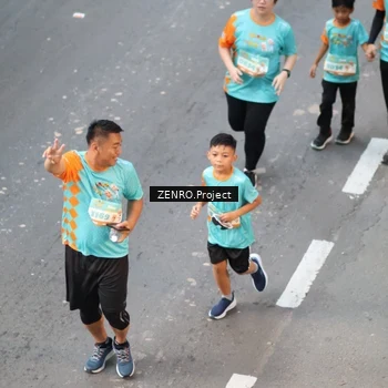 Runner Photo 8203317