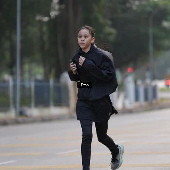 Runner Photo 8203330