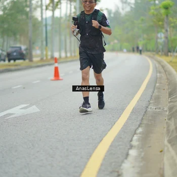 Runner Photo 8203335