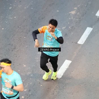 Runner Photo 8203341