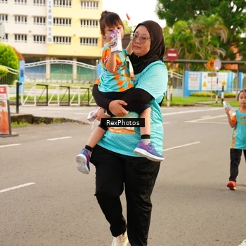 Runner Photo 8203354