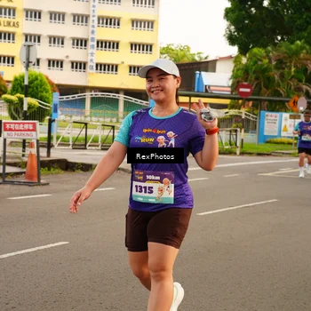 Runner Photo 8203405