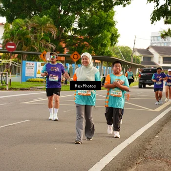 Runner Photo 8203423