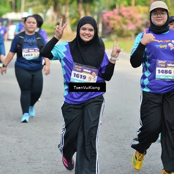 Runner Photo 8203446