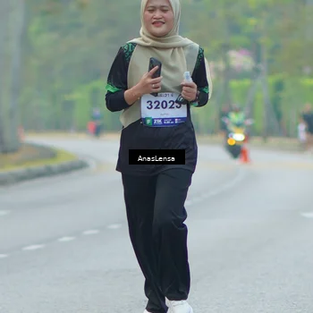 Runner Photo 8203459