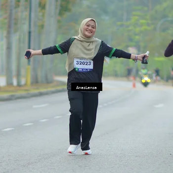 Runner Photo 8203475