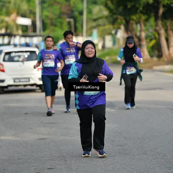 Runner Photo 8203543