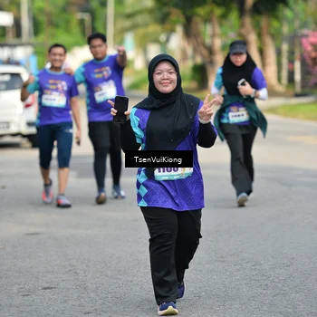 Runner Photo 8203544
