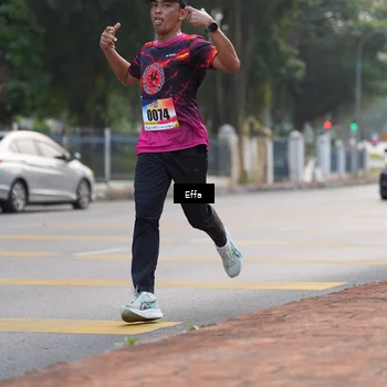 Runner Photo 8203554