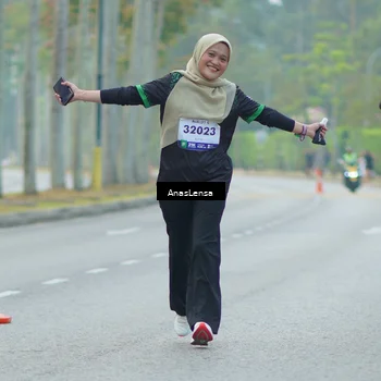 Runner Photo 8203574