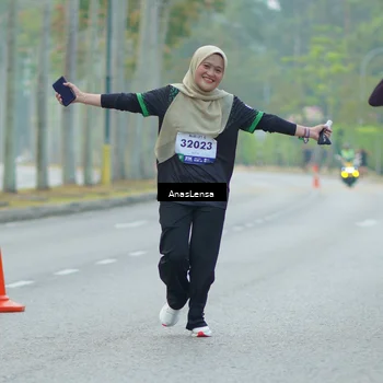 Runner Photo 8203576