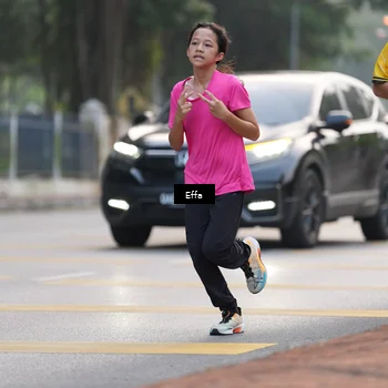 Runner Photo 8203653